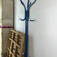 چوب لباسی ایستاده