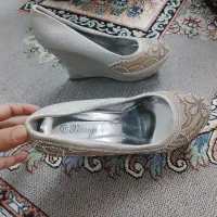 کفش مجلسی ۳۷یا۳۸میخوره|کیف، کفش، کمربند|قشم, |دیوار