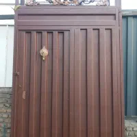 درب حیاط سالن باغ