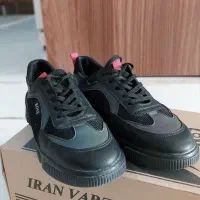 کتونی سایز ۴۰ در حد نو