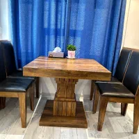 غذا خوری چهارنفره به دلیل جابجایی