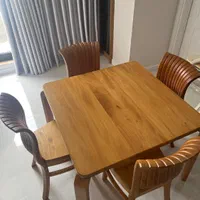 میز وصندلی چوبی