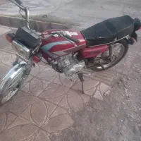 موتور سیکلت مدل ۸۲