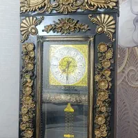 آینه کنسول و ساعت قدی
