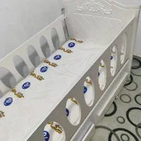 تخت نوزاد و کودک تا 7 سال بستگی به قد کودک داره|تخت و صندلی بچه|هشتگرد, شهرک بعثت|دیوار
