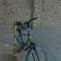 دوچرخه|دوچرخه، اسکیت، اسکوتر|خاش, |دیوار