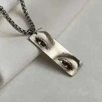 هدیه خاص با حک عکس و متن روی گردنبند و انگشتر