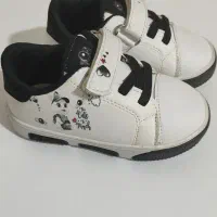 چندتا کفش برای فروش دارم