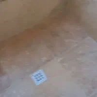 به دو نفر کارگر کاشی کاری یا نما نیاز مندین