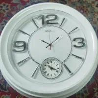 ساعت دیواری