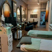 اجاره ملک حاشیه جمهوری / آرایشگاه/آموزشگاه/مطب