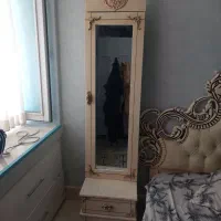 اینه قدی با جای لوازم ارایشی