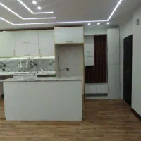 آپارتمان ۱۰۰ متری خوش نقشه روبه آفتاب سند تک برگ