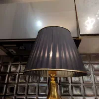 آباژور مشکی طلایی|چراغ خواب و آباژور|خمام, |دیوار