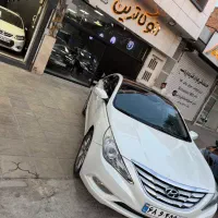 سوناتا YF فنی درجه یک با شرایط ۱۶ ماهه