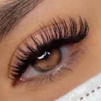 کاشت مژه