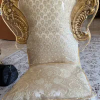 مبل کلاسیک و ویترینو میز ناهار خوری