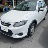 کوییک R سفید مشکی