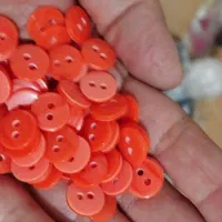 دکمه|لوازم خیاطی و بافتنی|پرند, فاز ۶|دیوار