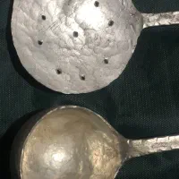 کف گیر و ملاقه قدیمی|کلکسیون اشیاء عتیقه|اراک, |دیوار