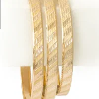 آقا وخانم مجرد جهت همکاری در کارگاه النگو سازی