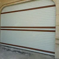 نصب و تعمیر انواع کرکره و درب های برقی