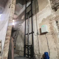 آسانسور وبالابر هیدرولیک