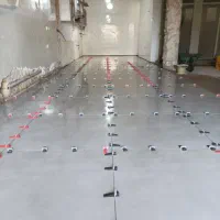 کاشی و سرامیک کار اراکی