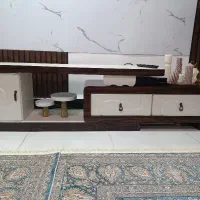 زیر تلویزیونی تمیز