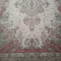 یه فرش ۹متری کرم