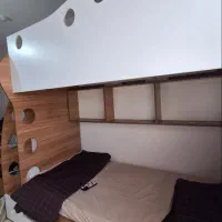 سرویس خواب تخت دو‌طبقه MDF پله و کشو تشک نو کودک|تخت و سرویس خواب|تهران, دولتخواه جنوبی|دیوار