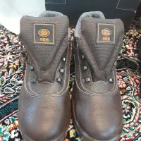 کفش ایمنی|کیف، کفش، کمربند|قروه, |دیوار