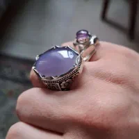انگشتر نقره عقیق کبود یمنی و دُرّ نجف دستساز