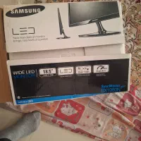 مانیتور در حد نو و کیس کامپیوتر قدیمی