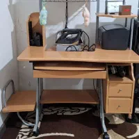 میز کامپیوتر و صندلی