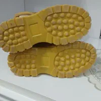 کاپشن و بوت دخترانه|کفش و لباس بچه|شهرکرد, |دیوار