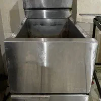 دو‌عدد سرخکن مبله. نوین استار و طرح دین