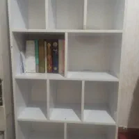 کتابخانه .قفسه .شلف