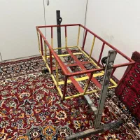 گهواره ی آهنی کودک