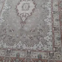 یک قالی۴متری زمینه کرم تراکم بالاو یکروفرشی ۶ متری|فرش|بهبهان, |دیوار