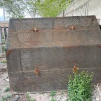 قفس بزرگ آهنی