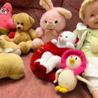 عروسکهای خارجی تمیز و درحد|اسباب‌بازی بچه|قم, بنیاد|دیوار