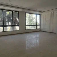 300 متر تاپ لوکیشن ناصر خسرو