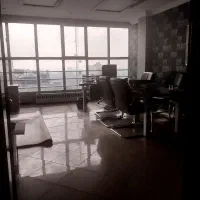 فاطمی ۷۲۰ متر، مستغلات