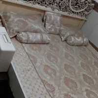 تخت و بغل تخت