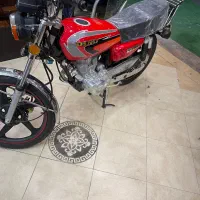 هندا خشک|موتورسیکلت|قم, شاه سید علی|دیوار