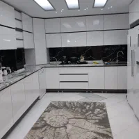 ۹۲متر آپارتمان/۲خ/خ بزرگمهر/فول سنددار نور جنوبی