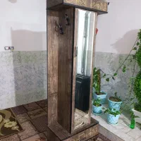 اینه ایستاده چوب لباس سالم در حد نو