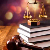 وکیل دادگستری