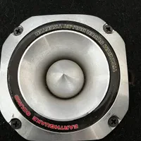 پک صوتی و تصویری|صوتی و تصویری|سهند, |دیوار